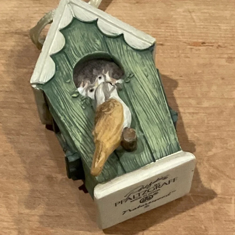 Pfaltzgraff Naturewood Decor figurines ornaments birdhouse beehive set of 2
